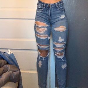 Size 4 American Eagle Outfitters high waisted ripped jeans